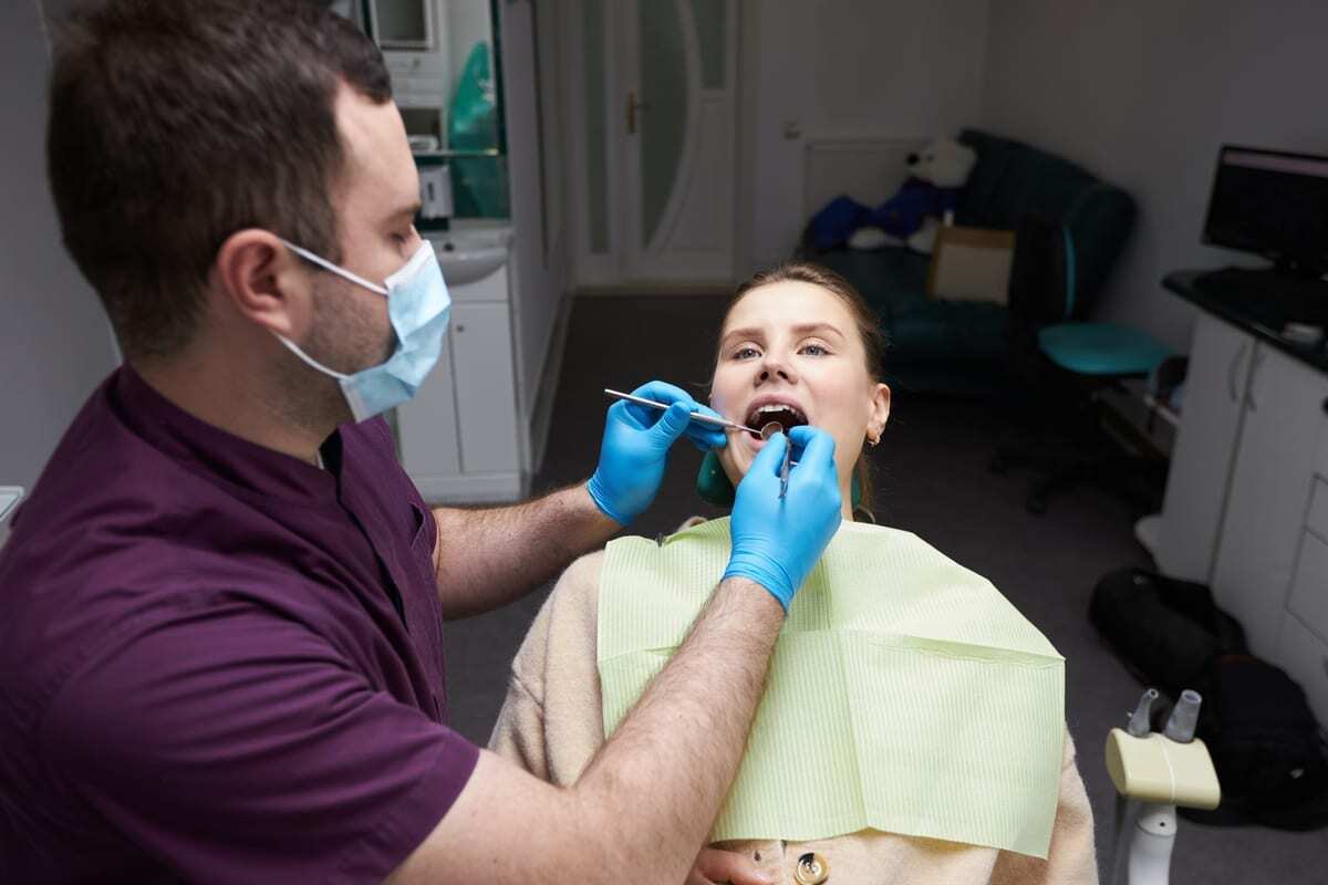 Teeth Cleaning in Milton